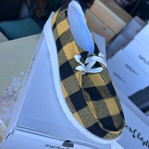 Gypsy Jazz Yellow and Black Checkered Flats